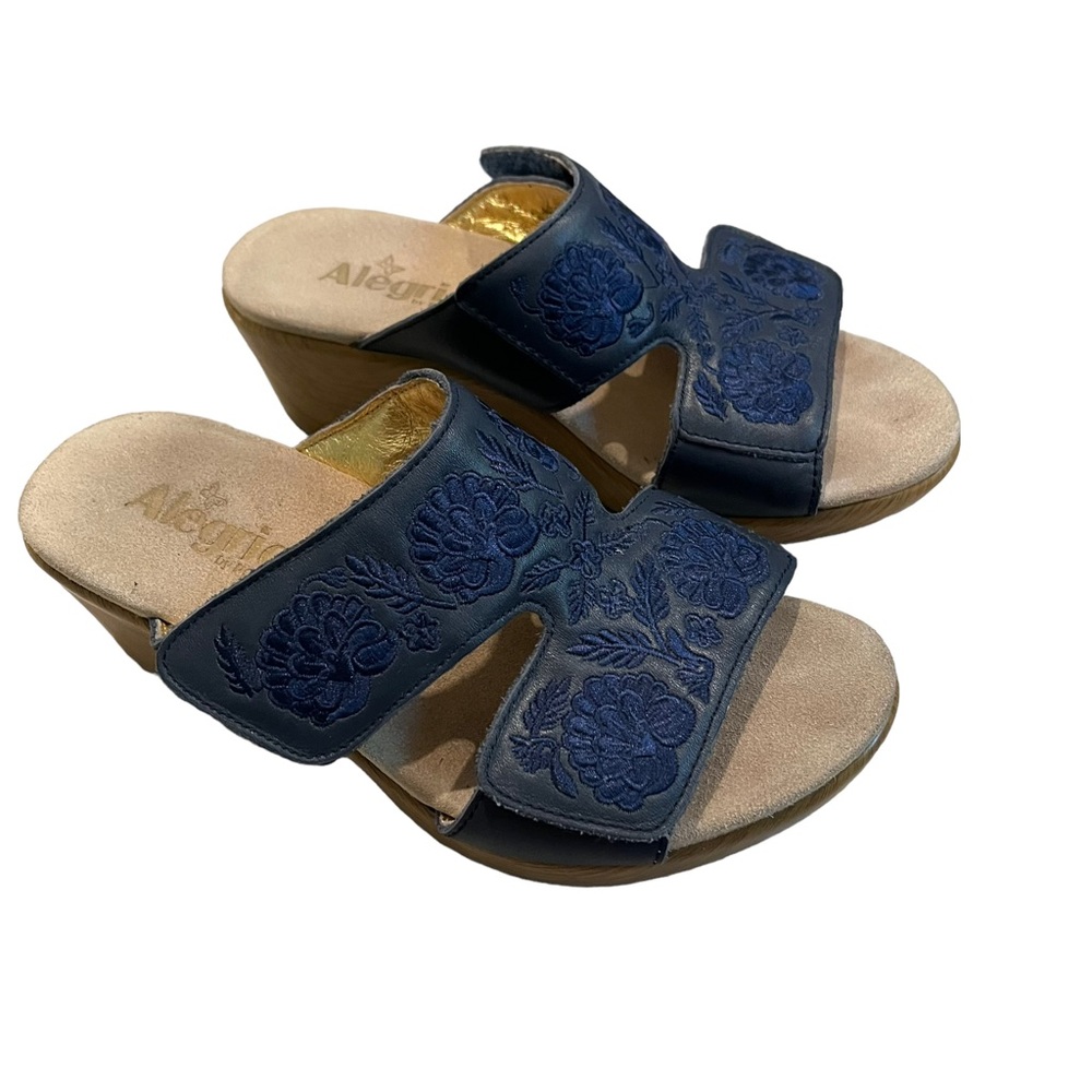 Alegria LIN-622N Blue Floral Embroidered Wedge Sandals, Sz 37 - Picture 4 of 15